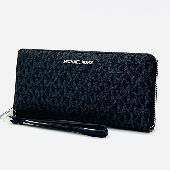 Michael Kors Black Wristlet Wallet - Picture 1 of 9
